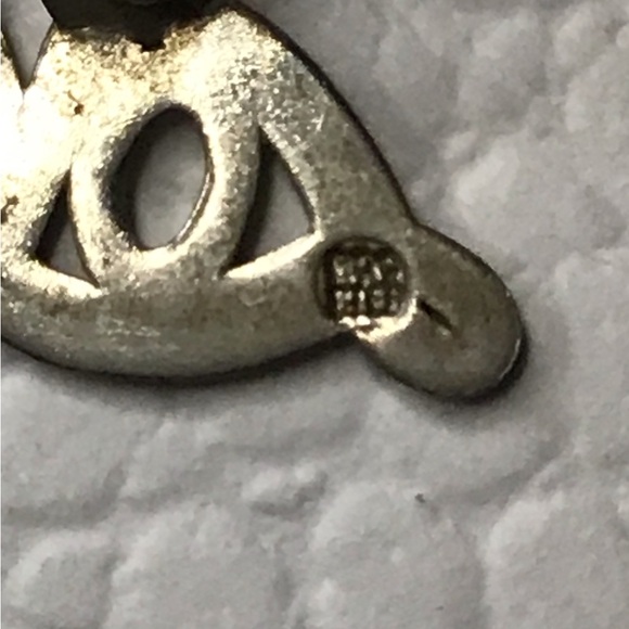 LOVE PENDANT - Picture 3 of 6